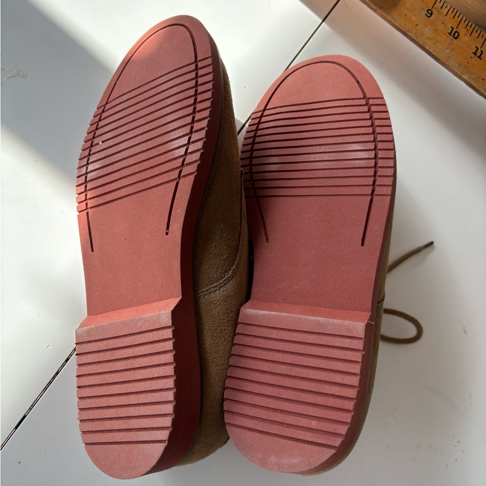 Eastland Ladies Suede Bucks-7.5-NWOB - Picture 5 of 5